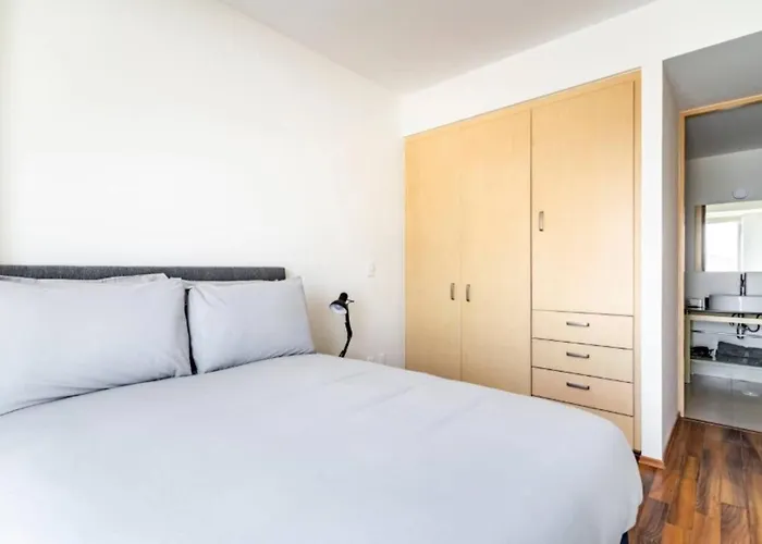 D402 - 2br - 2bth